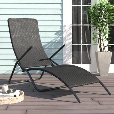 Foldable rattan 2025 sun lounger